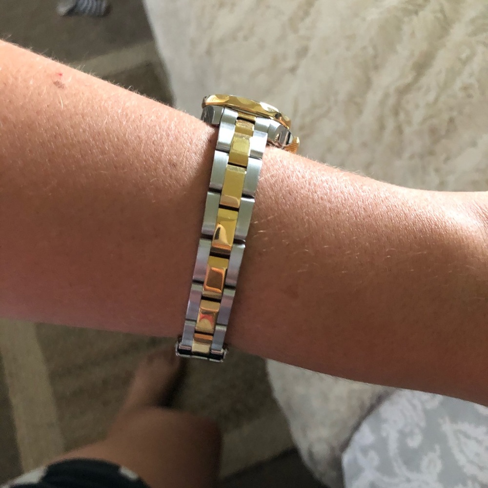 Watch - Picture 3 of 4